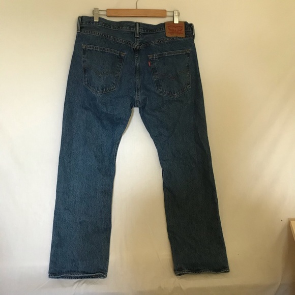 Levi’s 501 Jeans - Picture 2 of 4